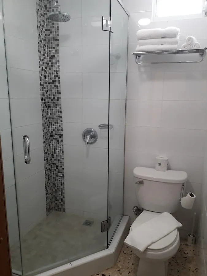 لوكويللو Ocean Pearl Inn